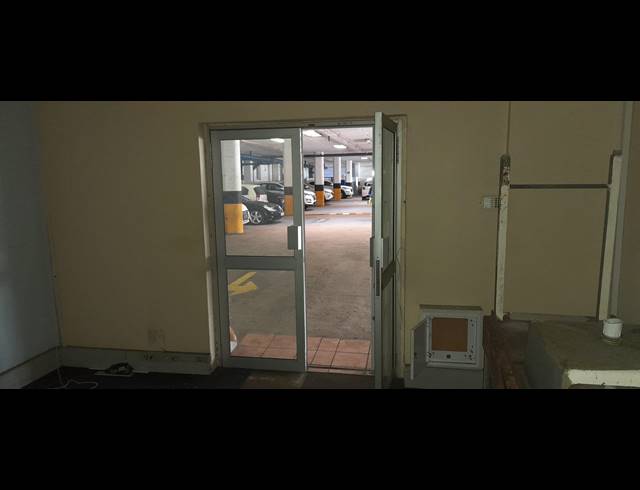289M² OFFICE TO LET IN NORTH BEACH
